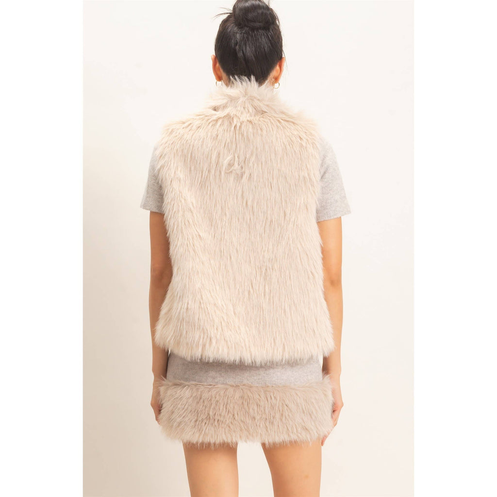 Faux Fur Zip-Up Outerwear Vest: TAUPE / S-M-L(2-2-2)