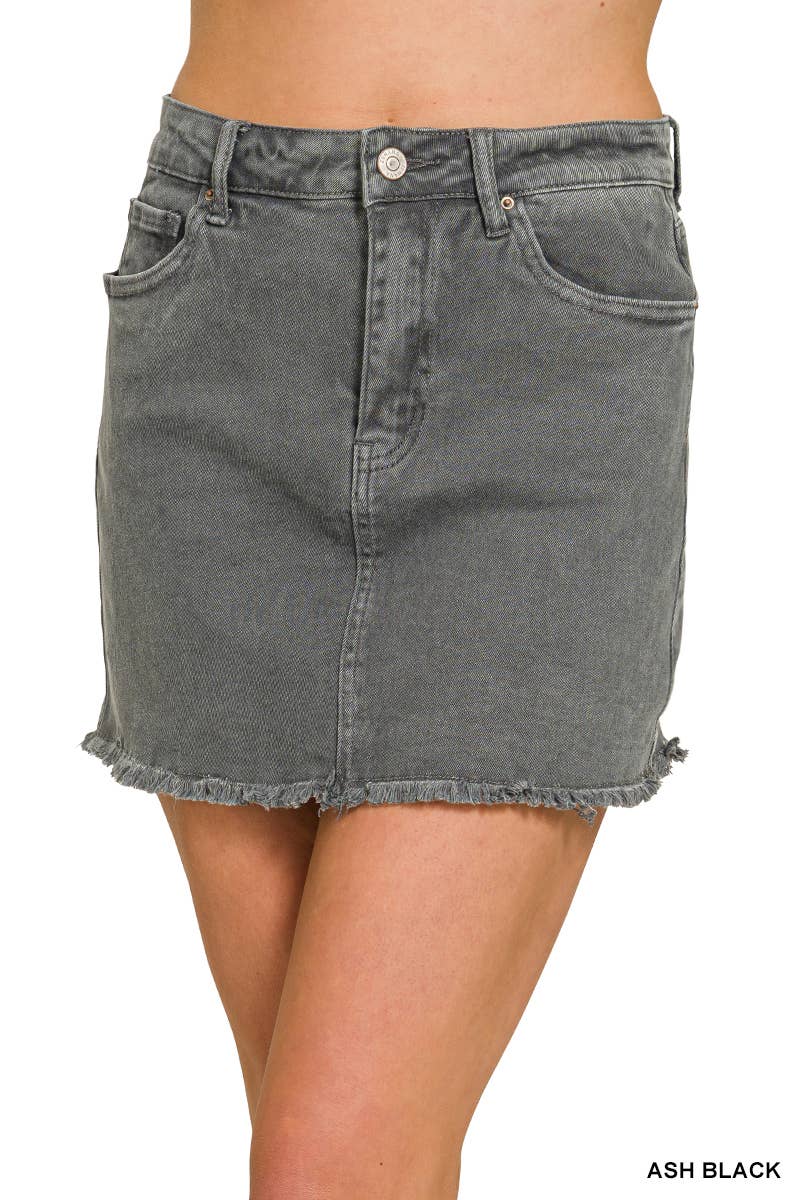 Acid Washed Frayed Hem Skirt: ASH BLACK / 2-2-1 (S-M-L)
