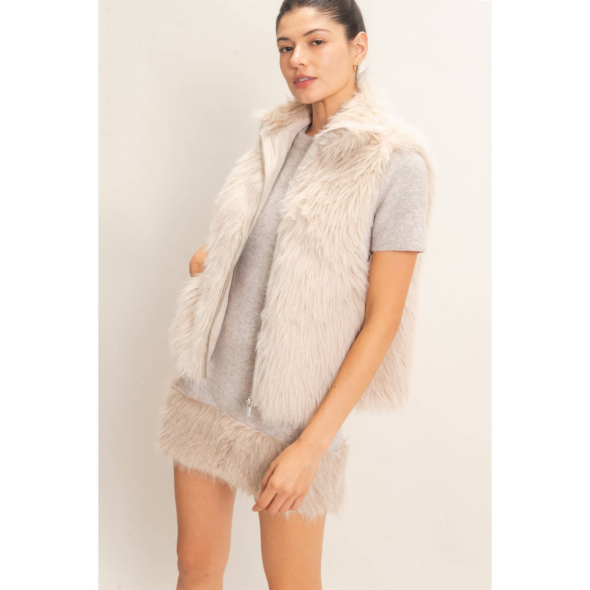 Faux Fur Zip-Up Outerwear Vest: TAUPE / S-M-L(2-2-2)
